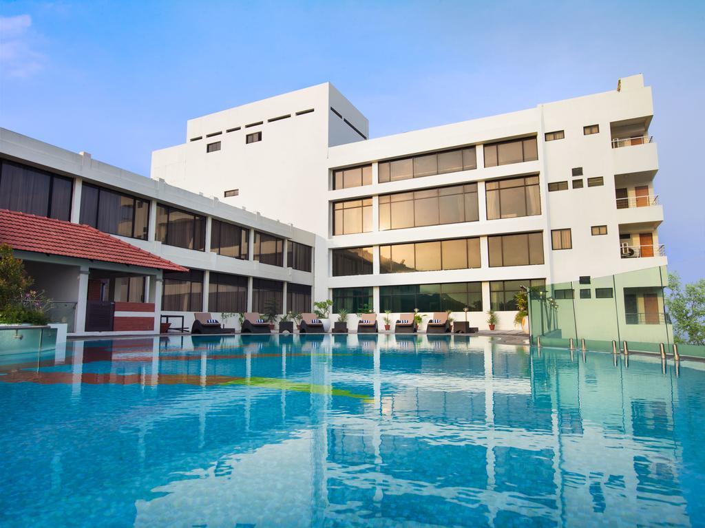 The Sunway Manor Hotel Pondicherry Esterno foto